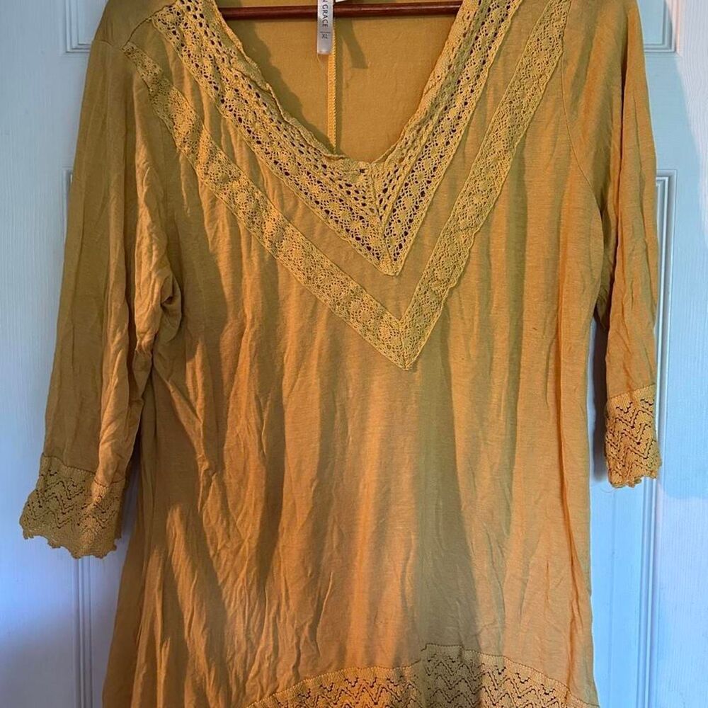 Unbranded Women's Yellow and Orange Blouse
